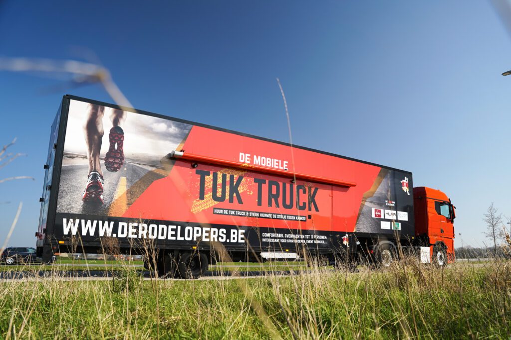 De Mobiele Tuk Truck - De Rode Lopers x Marker